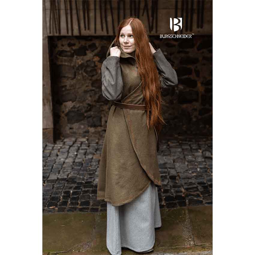 Early Medieval wool dress with wool hems  Middle Ages \ Women's outfits \  Woolen clothes Middle Ages \ Dresses