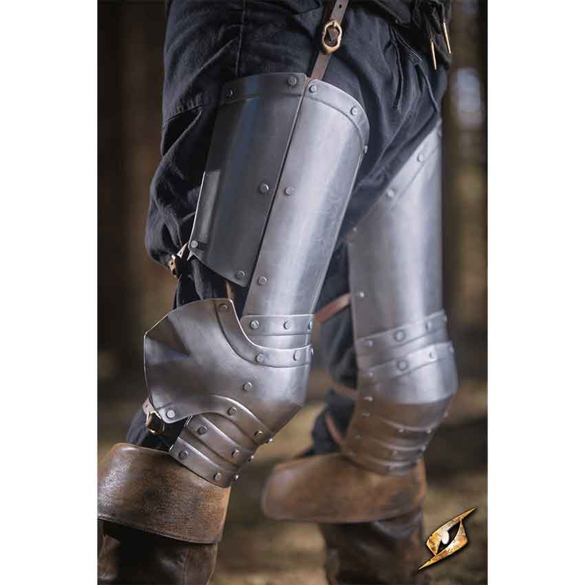 Captain Leg Armour - Polished Steel